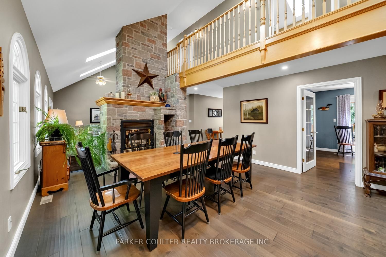 2645 Warminster Road • Severn, ON photo 8