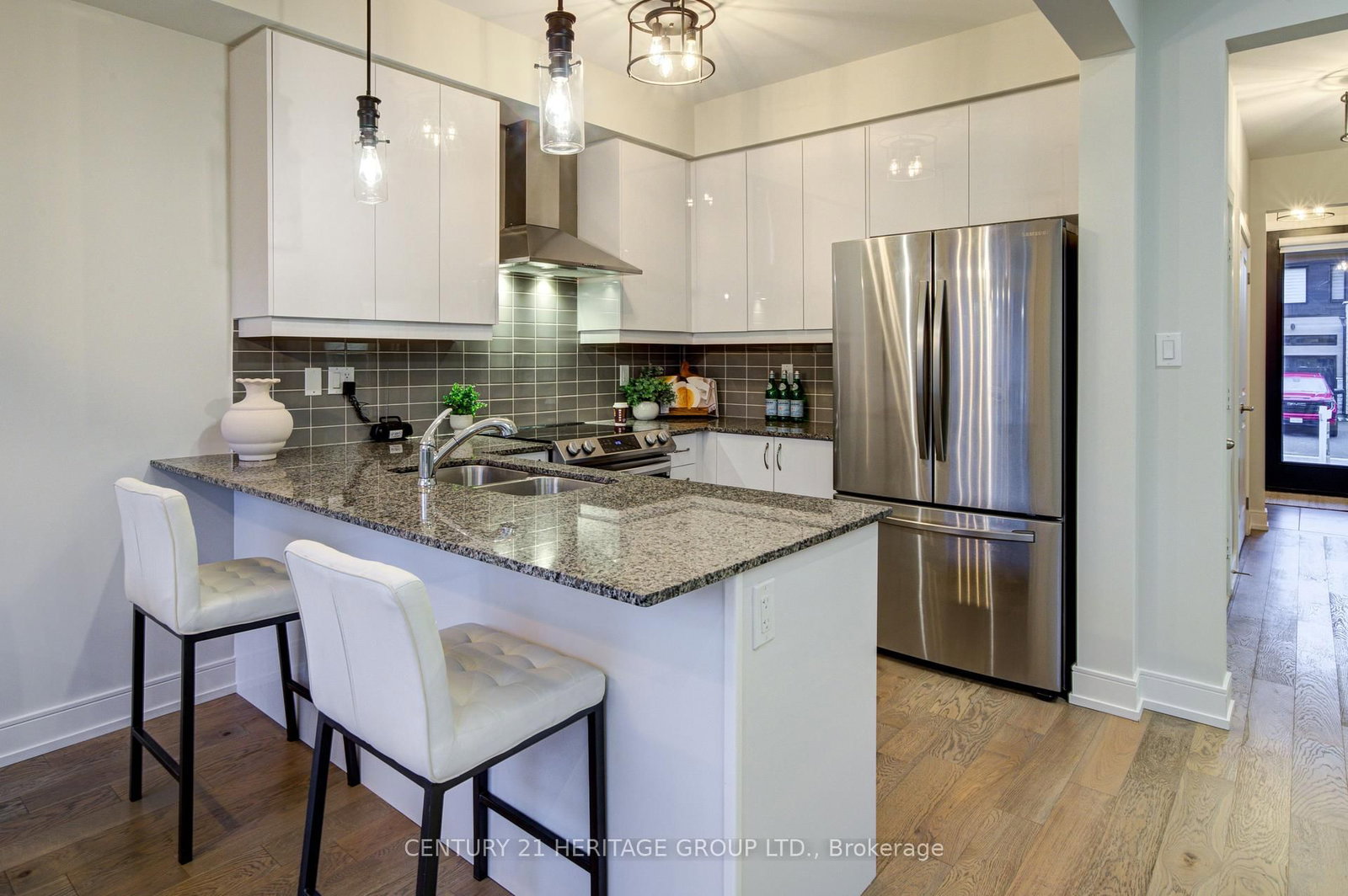 40 Eberhardt Drive • Wasaga Beach, ON photo 11