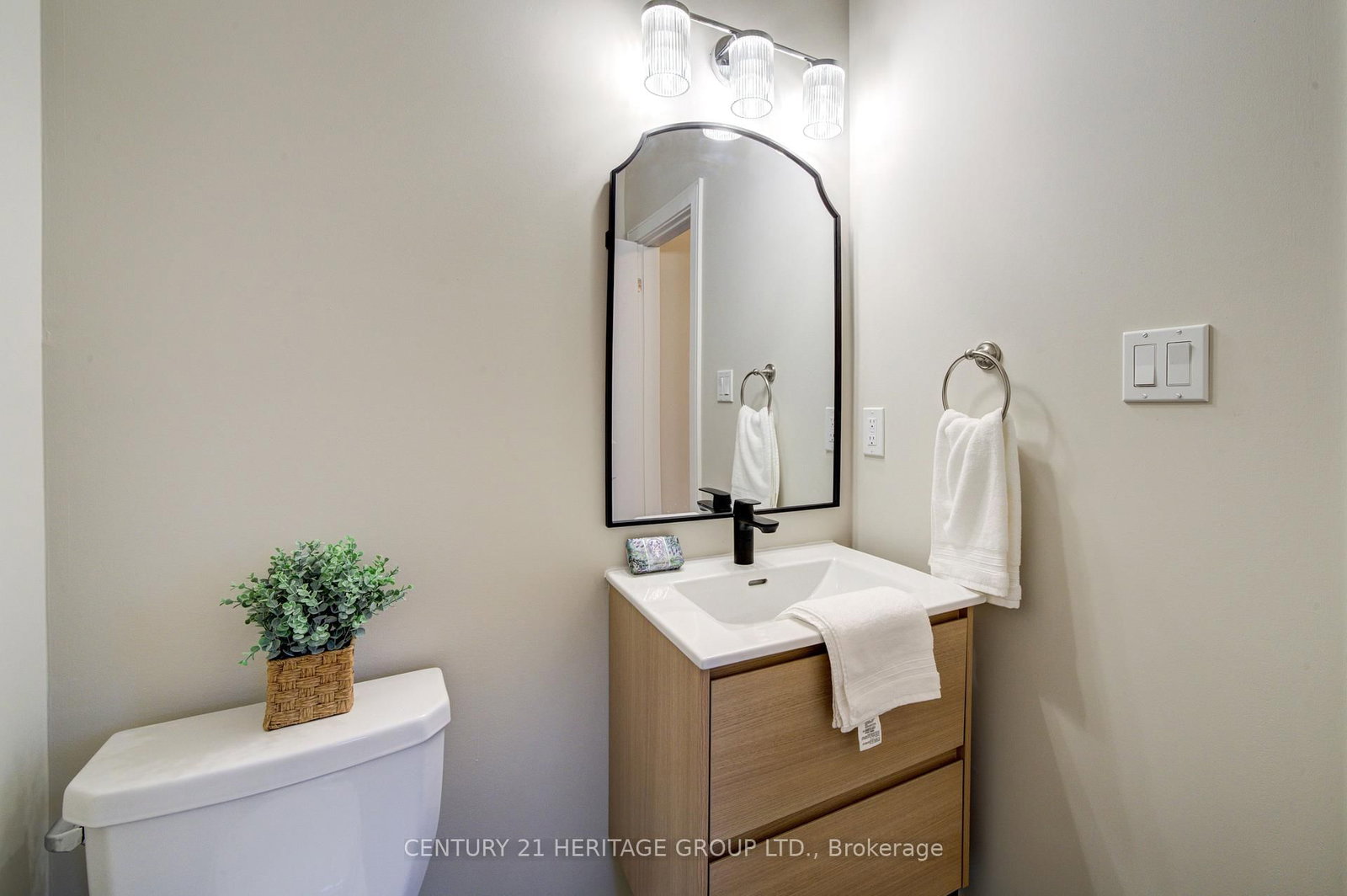 40 Eberhardt Drive • Wasaga Beach, ON photo 19