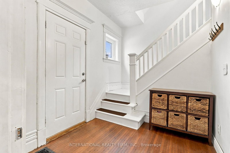 158 Sixth Street
