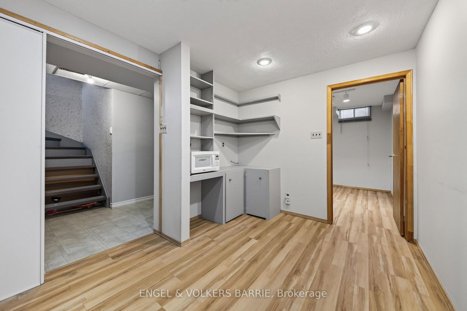 78 Wallace Drive • Barrie, ON photo 16
