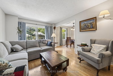 78 Wallace Drive • Barrie, ON photo 5