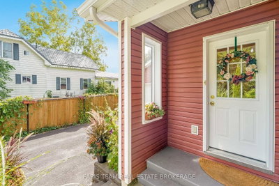 320 Cherry Street • Tay, ON photo 3