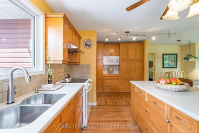 320 Cherry Street • Tay, ON photo 5