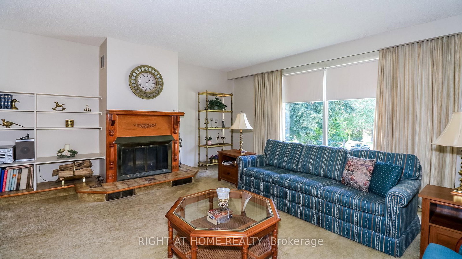 10 Campfire Court • Barrie, ON photo 23