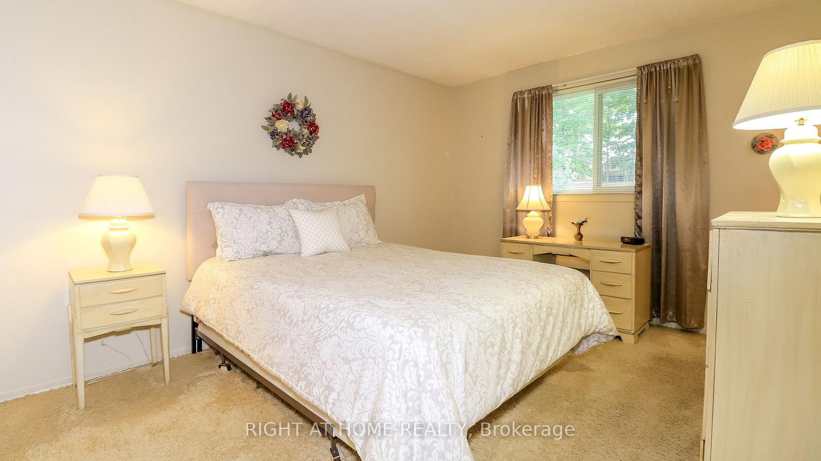 10 Campfire Court • Barrie, ON photo 31