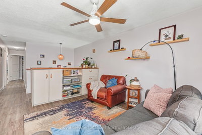 47 Courtice Crescent • Collingwood, ON photo 3