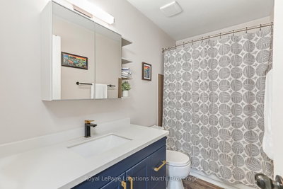 47 Courtice Crescent • Collingwood, ON photo 8