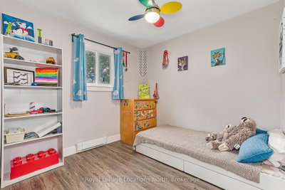 47 Courtice Crescent • Collingwood, ON photo 9