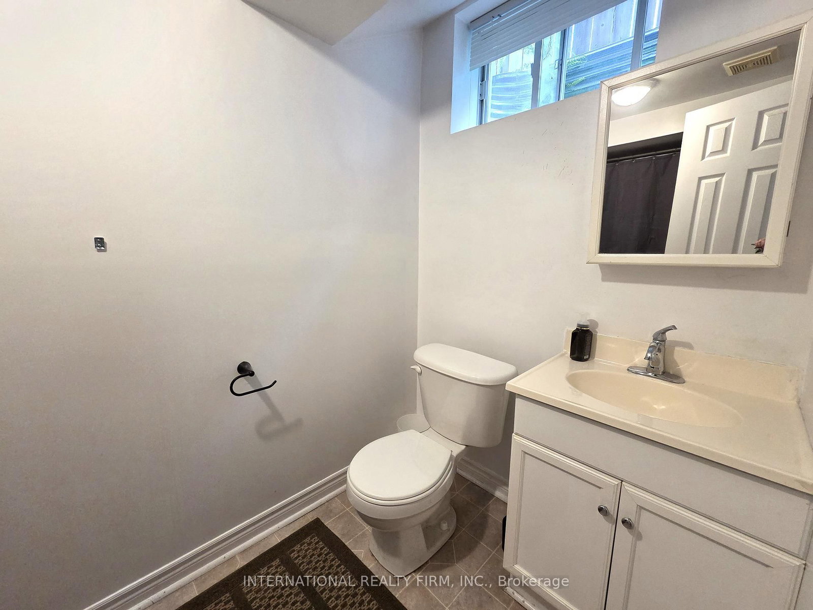 132 Esther Drive • Barrie, ON photo 22