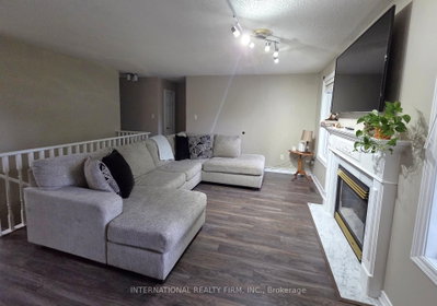 132 Esther Drive • Barrie, ON photo 9