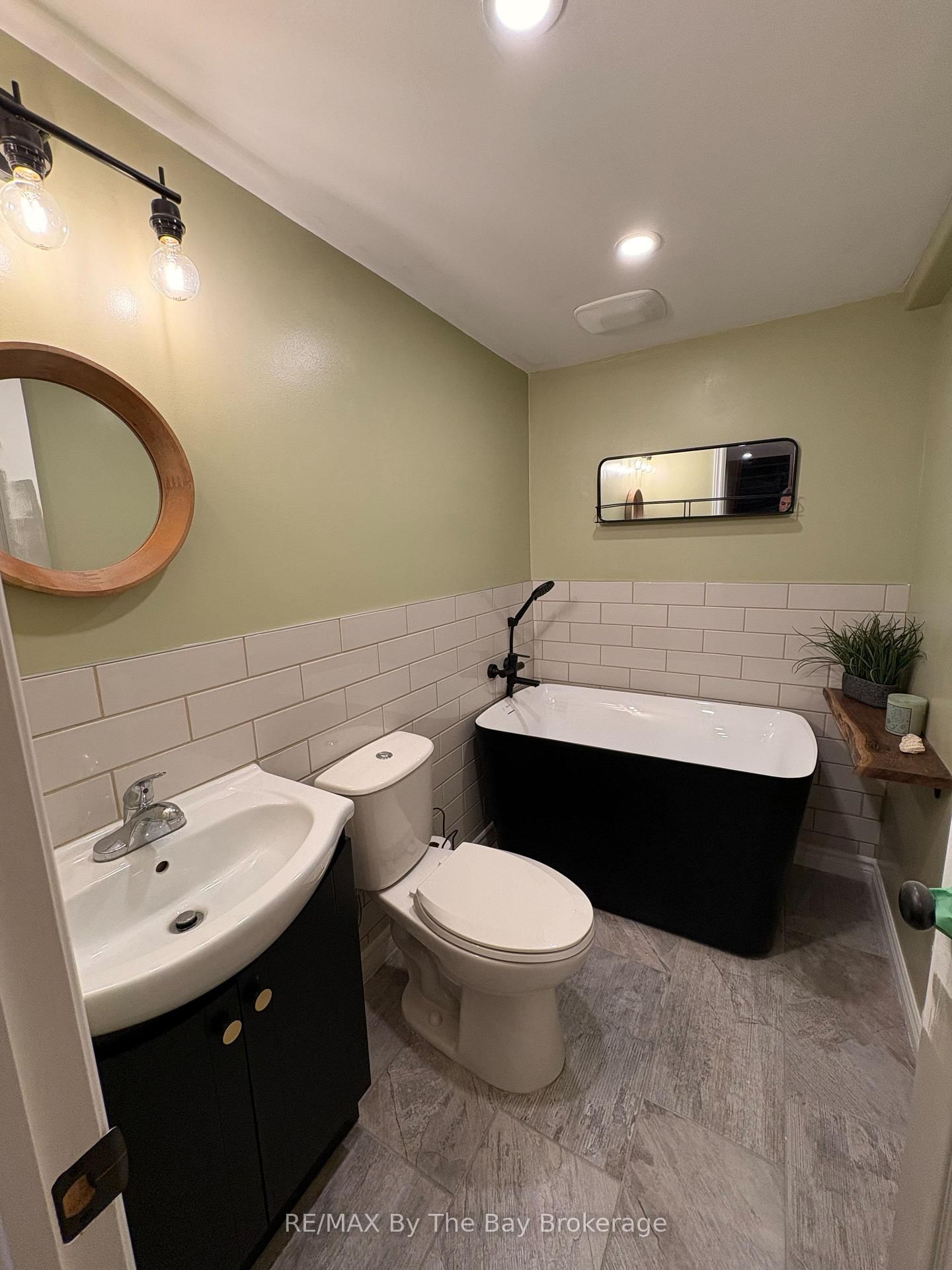 300 STONEBRIDGE Boulevard • Wasaga Beach, ON photo 30