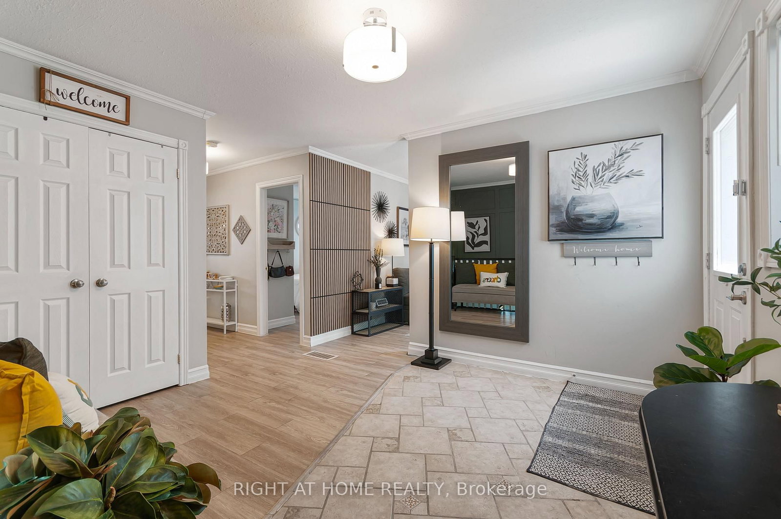 174 Sundew Drive • Barrie, ON photo 1