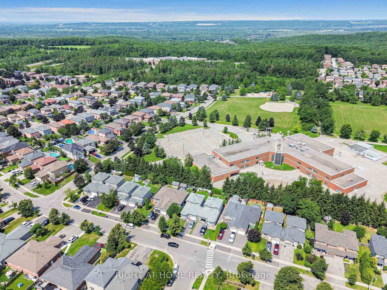 174 Sundew Drive • Barrie, ON photo 27