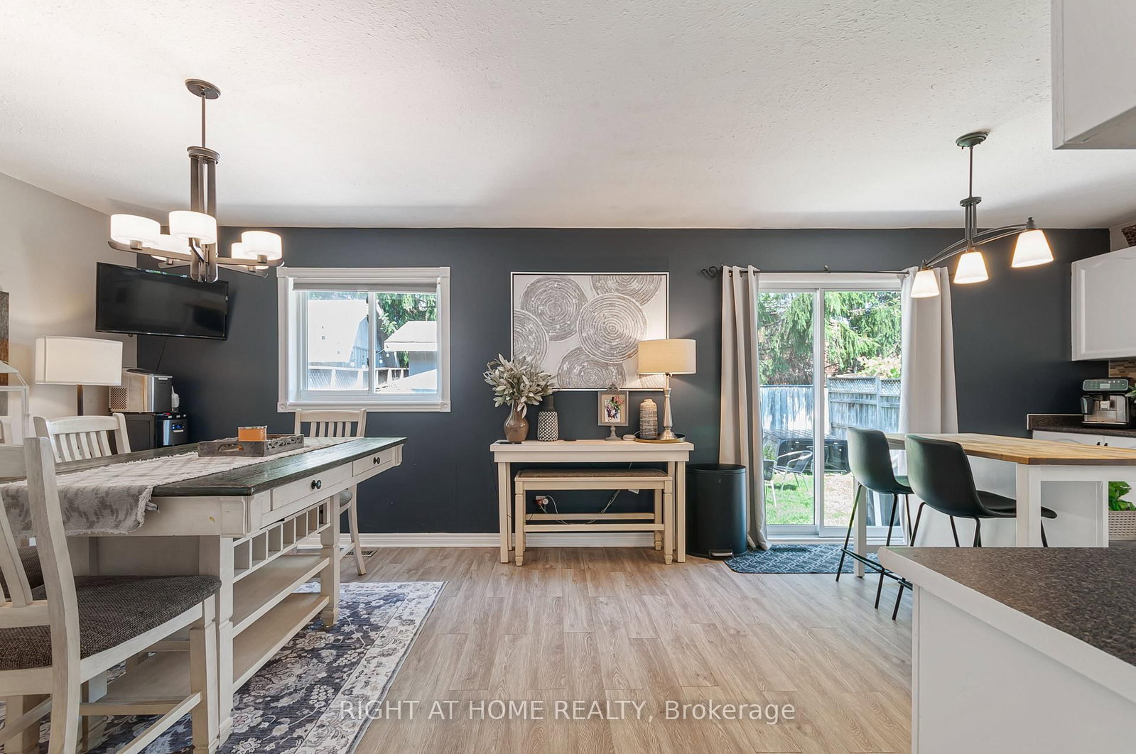174 Sundew Drive • Barrie, ON photo 9