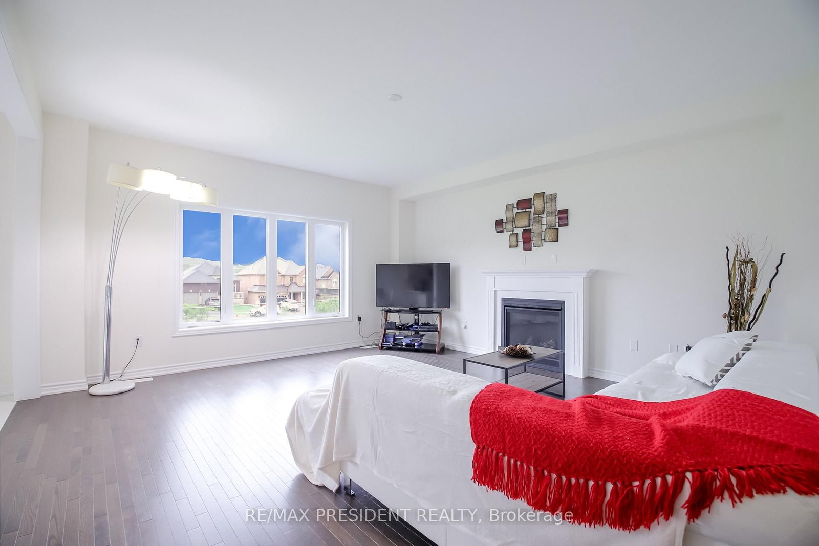 4 Cypress Point Street • Barrie, ON photo 14