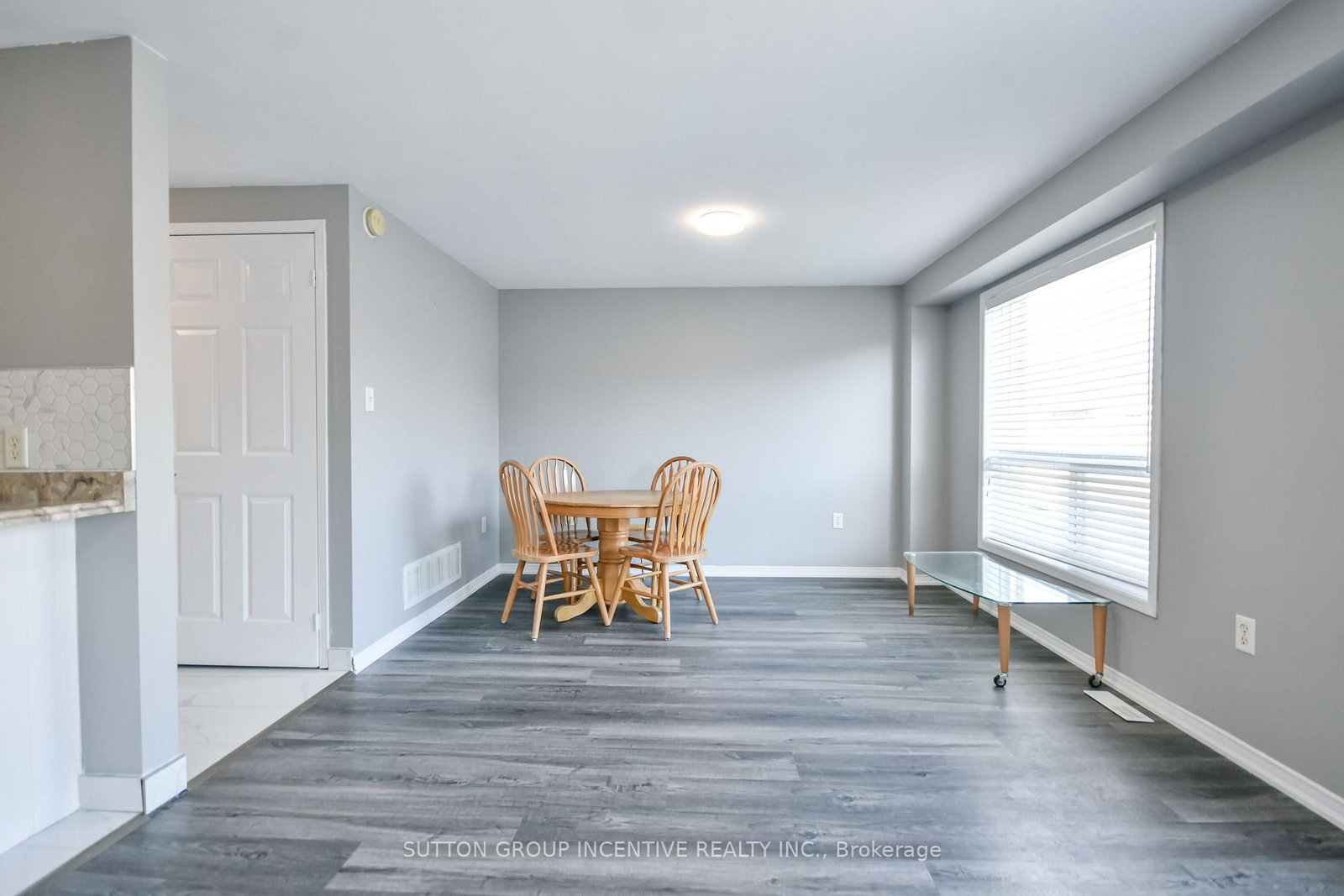 256 Dunsmore Lane • Barrie, ON photo 14