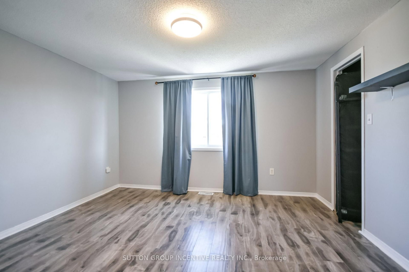 256 Dunsmore Lane • Barrie, ON photo 18