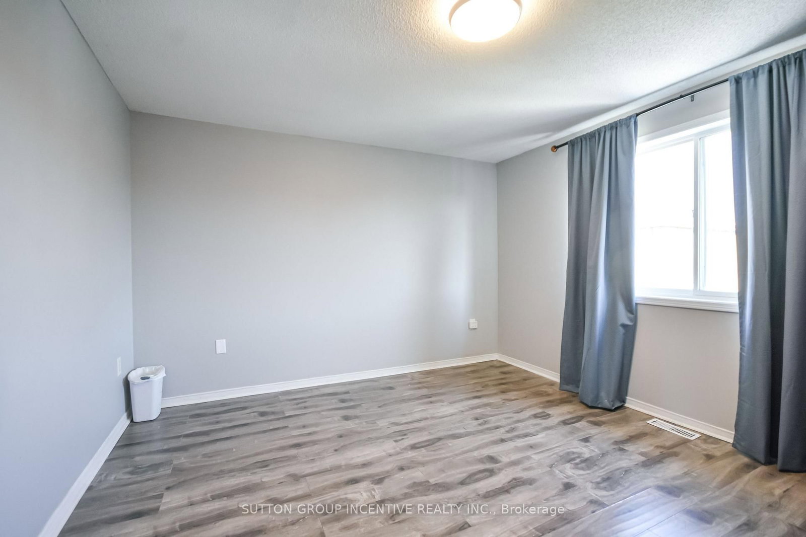256 Dunsmore Lane • Barrie, ON photo 19