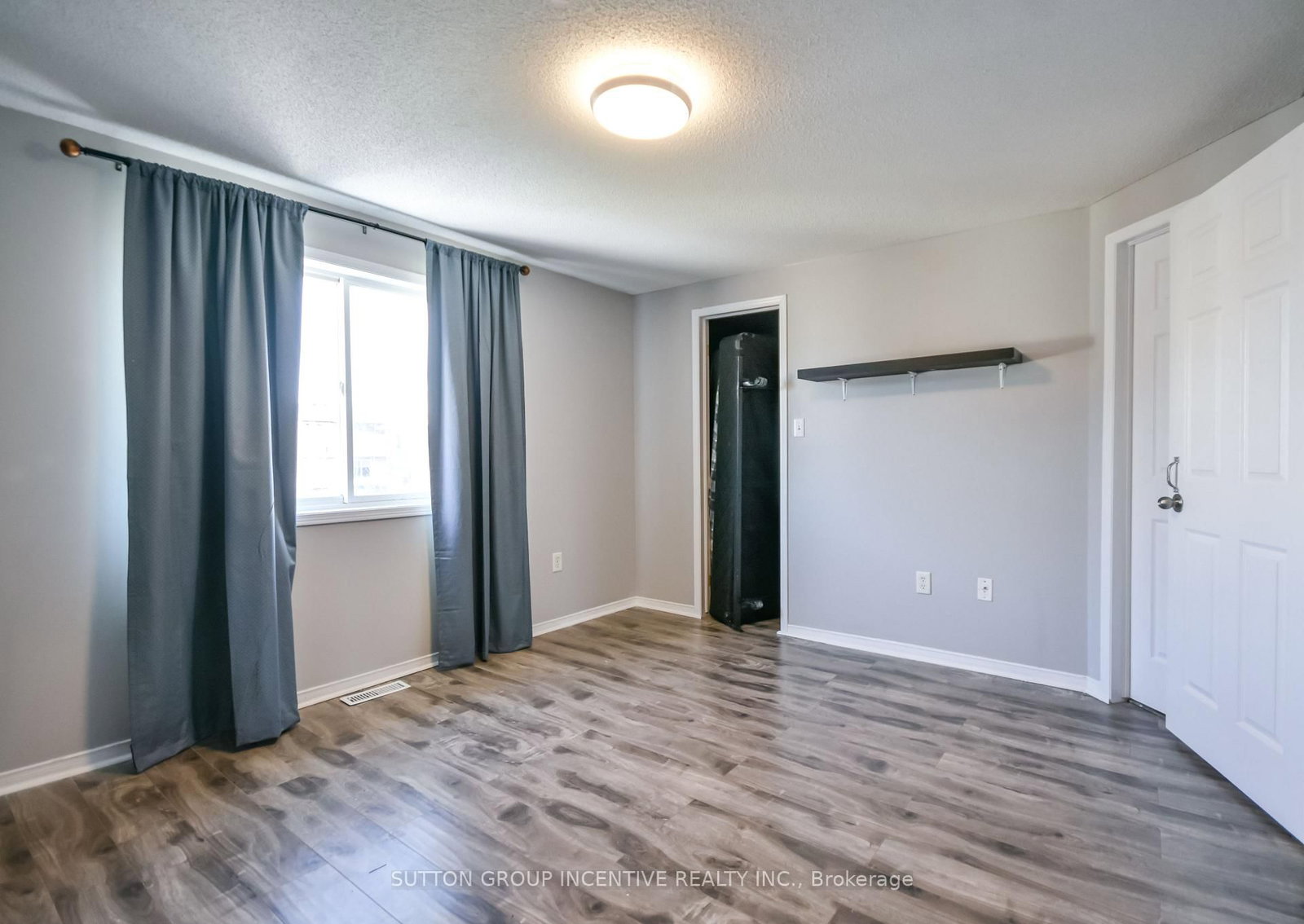 256 Dunsmore Lane • Barrie, ON photo 20