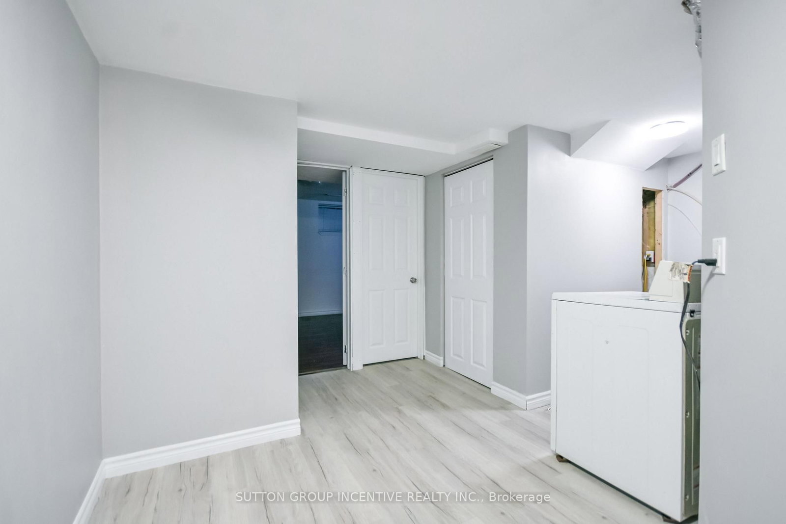 256 Dunsmore Lane • Barrie, ON photo 35