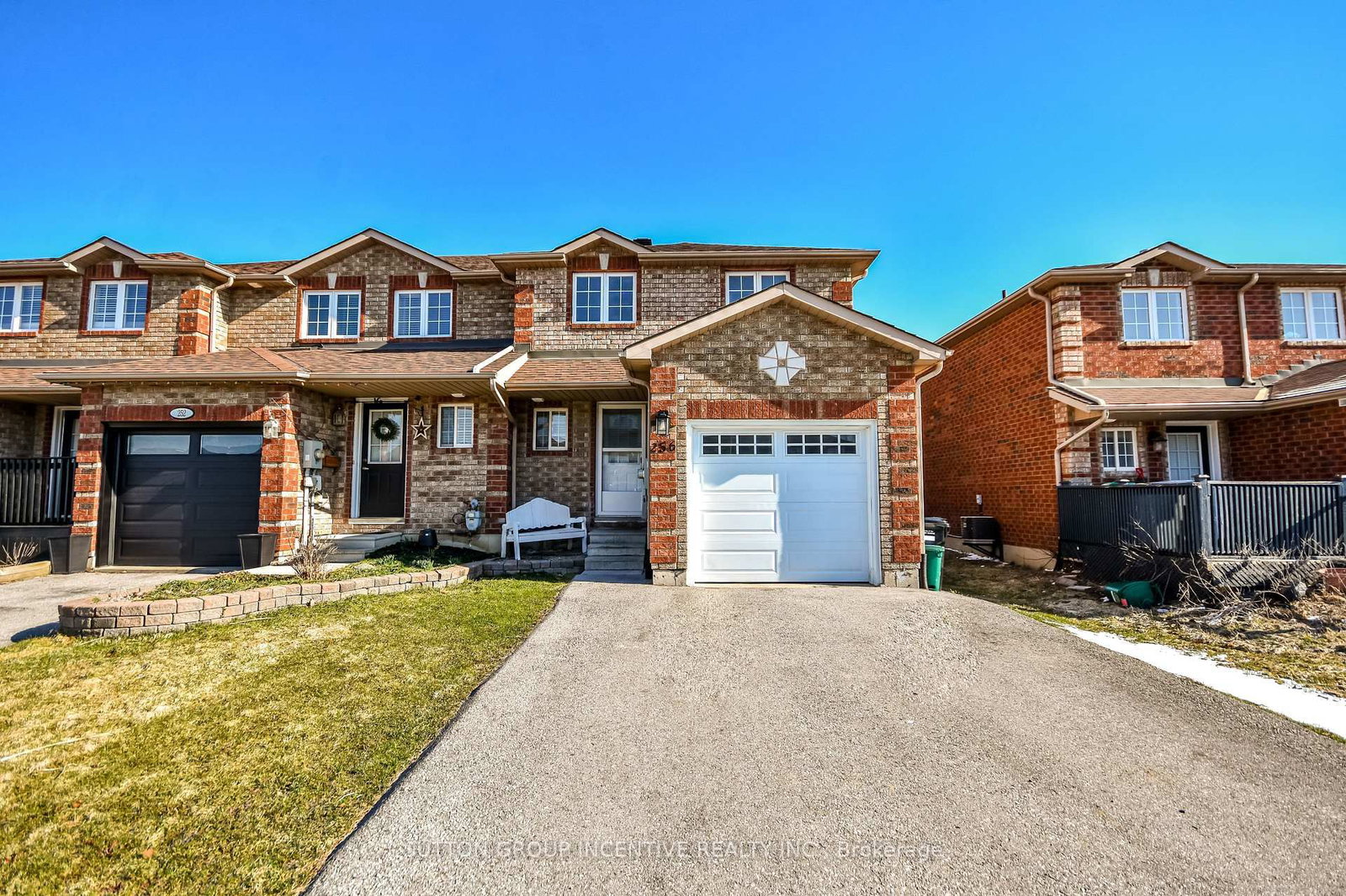 256 Dunsmore Lane • Barrie, ON photo 37