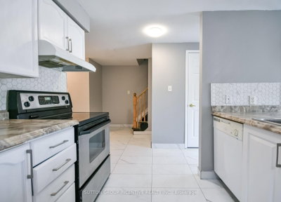 256 Dunsmore Lane • Barrie, ON photo 8
