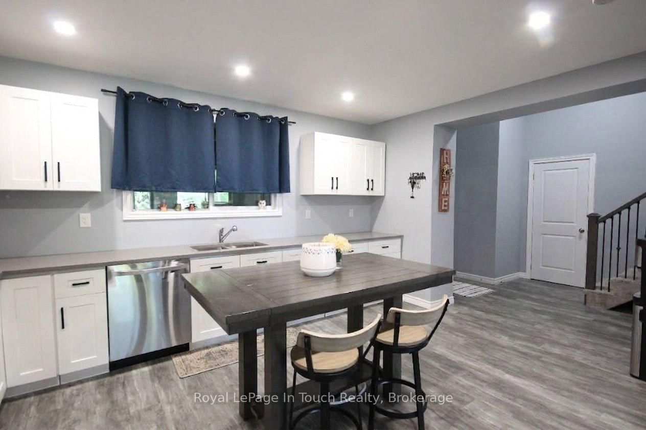 12906 County Rd 16 Road • Severn, ON photo 8