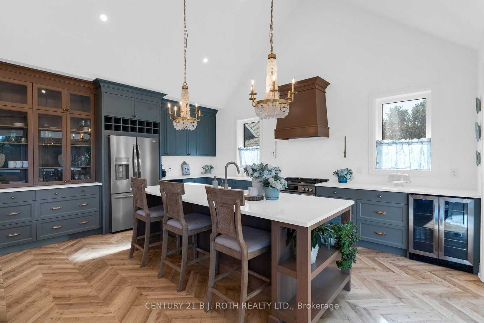 24 Northland Court • Oro-Medonte, ON photo 4
