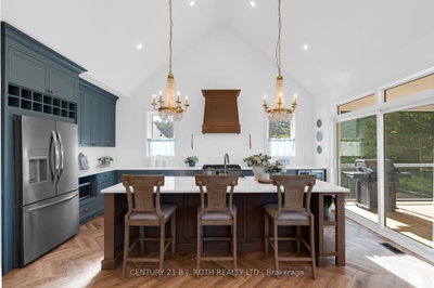 24 Northland Court • Oro-Medonte, ON photo 5