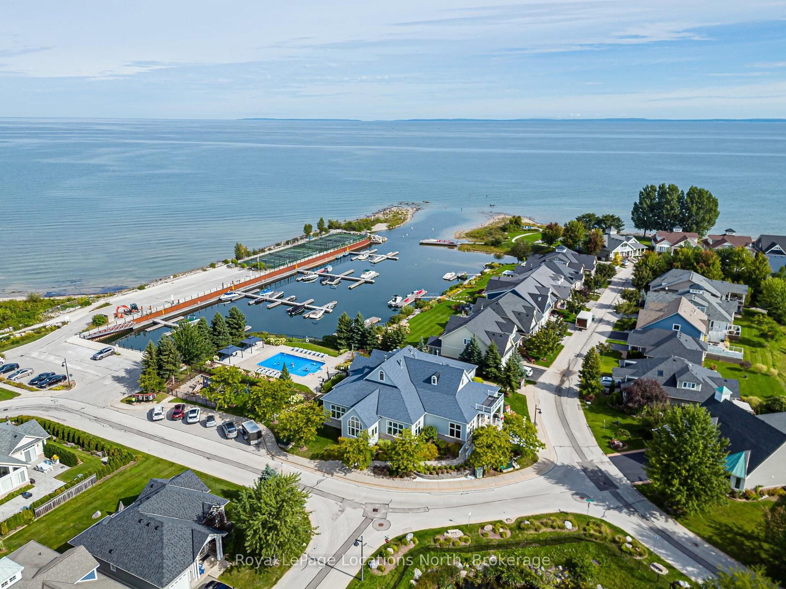 14 Clubhouse Drive • Collingwood, ON photo 39
