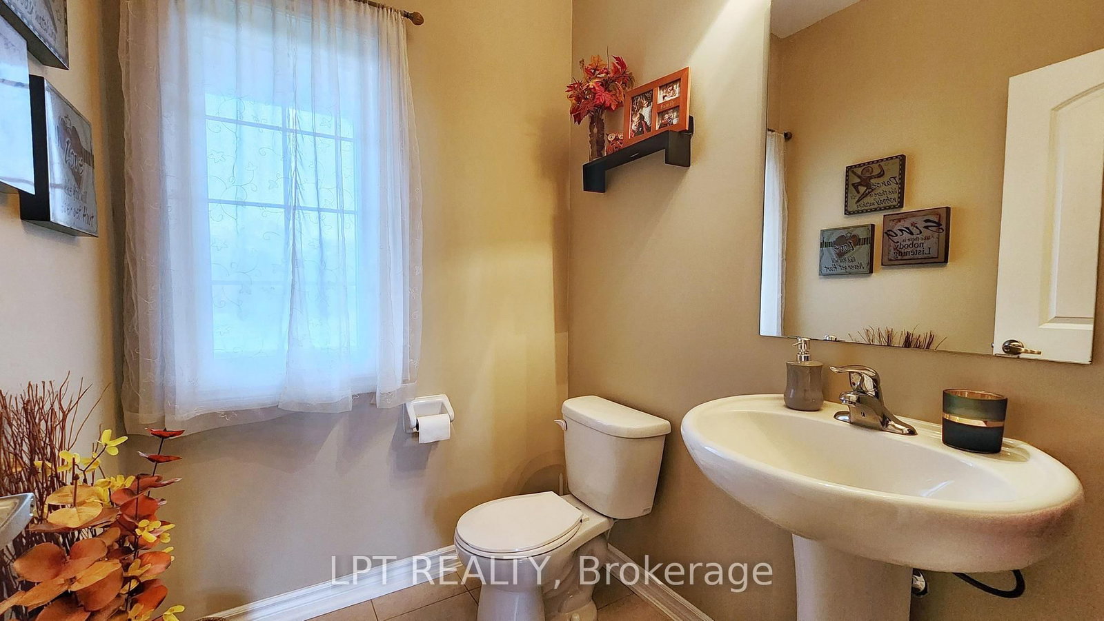 12 Plowright Road • Springwater, ON photo 16