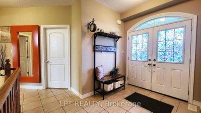 12 Plowright Road • Springwater, ON photo 4