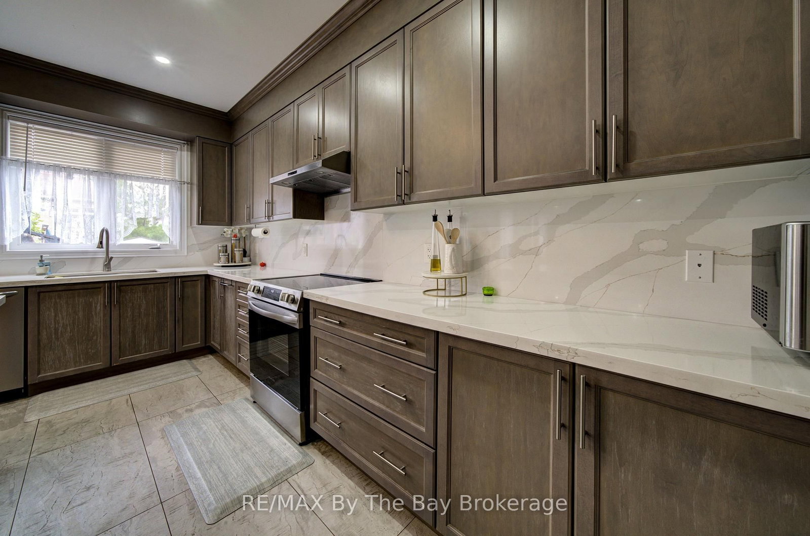120 Allegra Drive • Wasaga Beach, ON photo 15