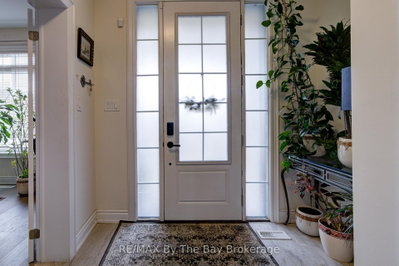 120 Allegra Drive • Wasaga Beach, ON photo 4