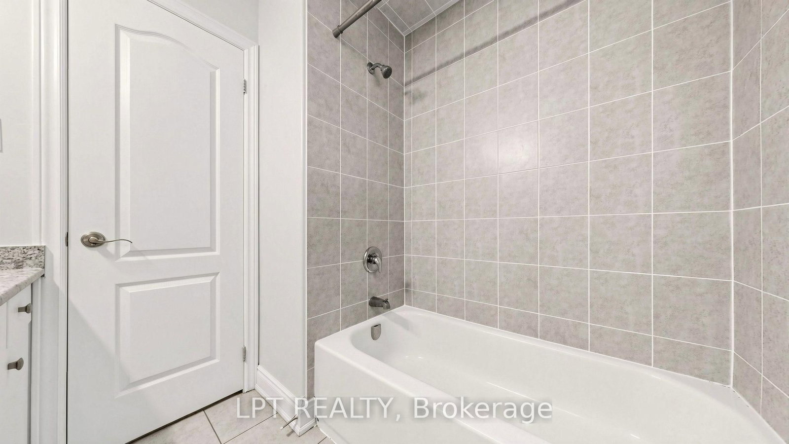 2981 Annalysse Drive • Orillia, ON photo 28