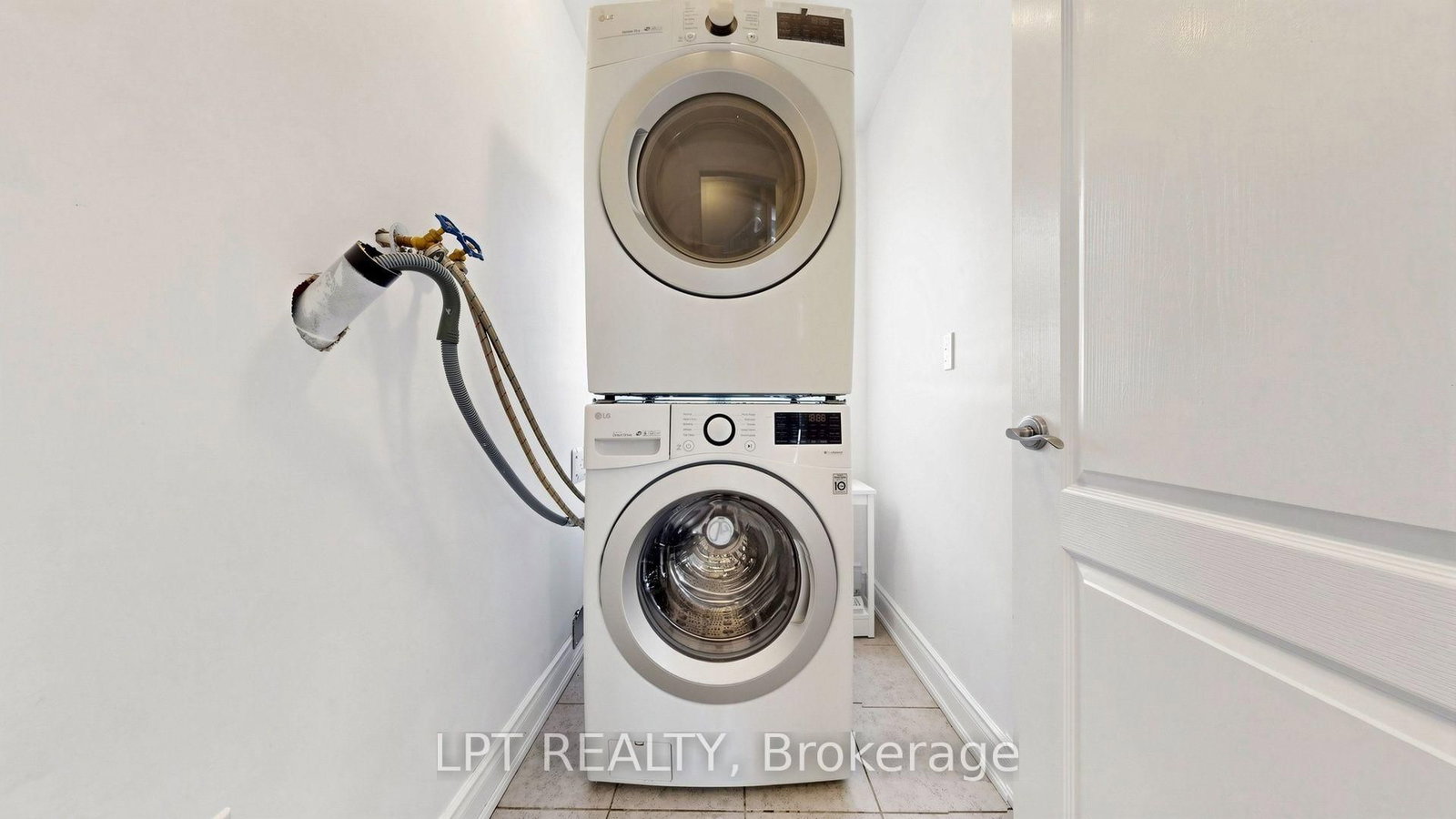2981 Annalysse Drive • Orillia, ON photo 29