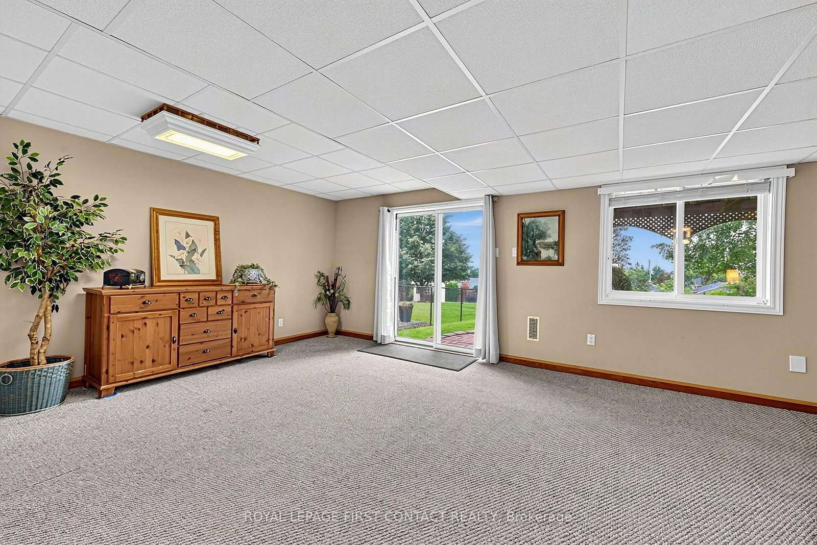 22 Logan Court • Barrie, ON photo 22