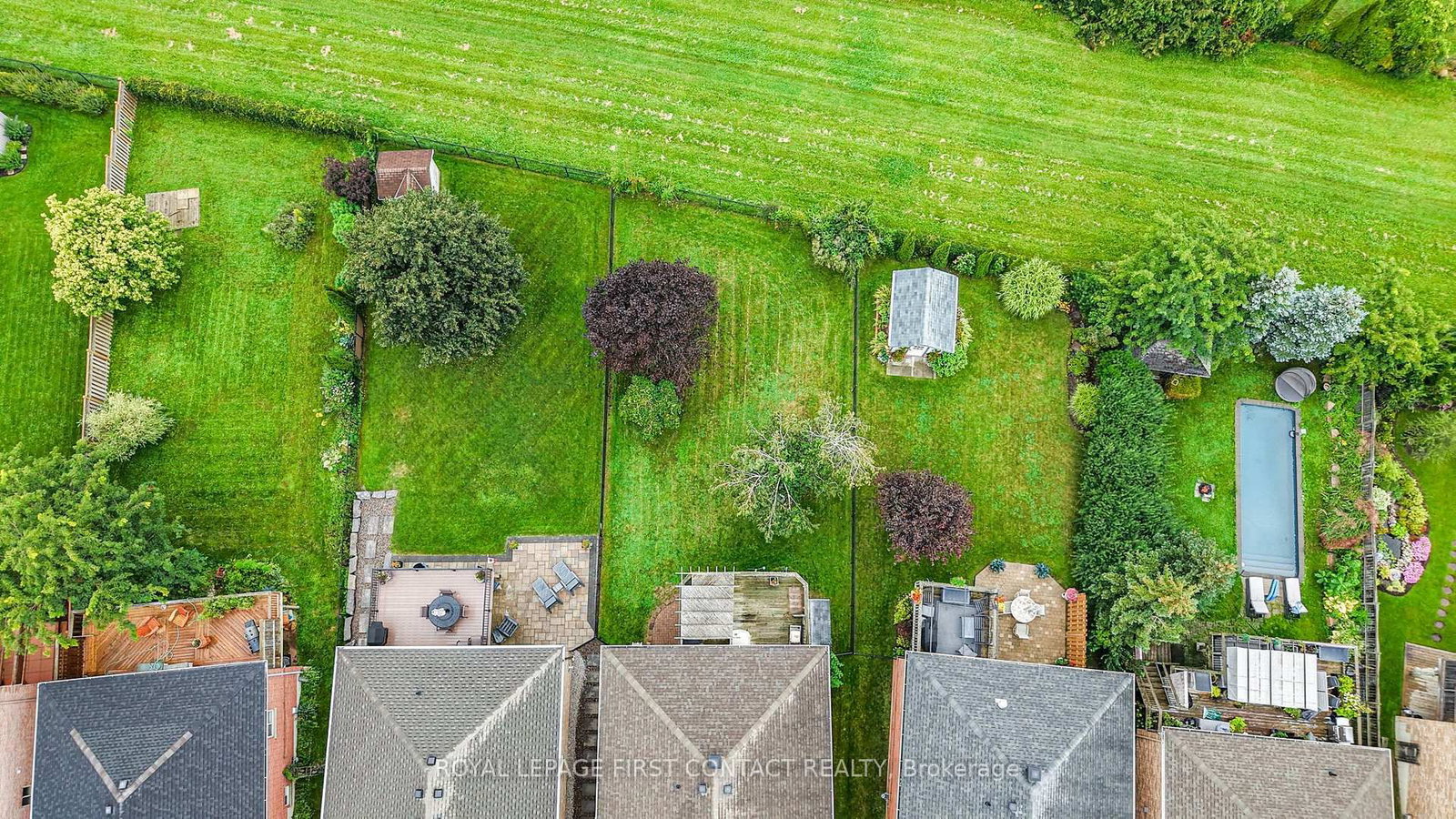 22 Logan Court • Barrie, ON photo 38