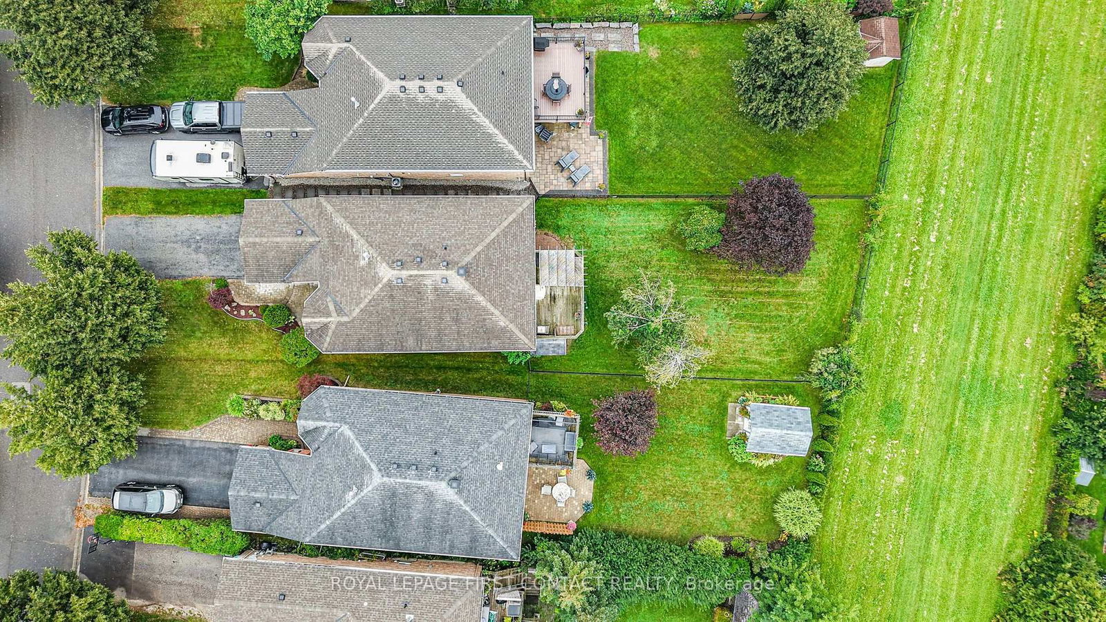 22 Logan Court • Barrie, ON photo 40