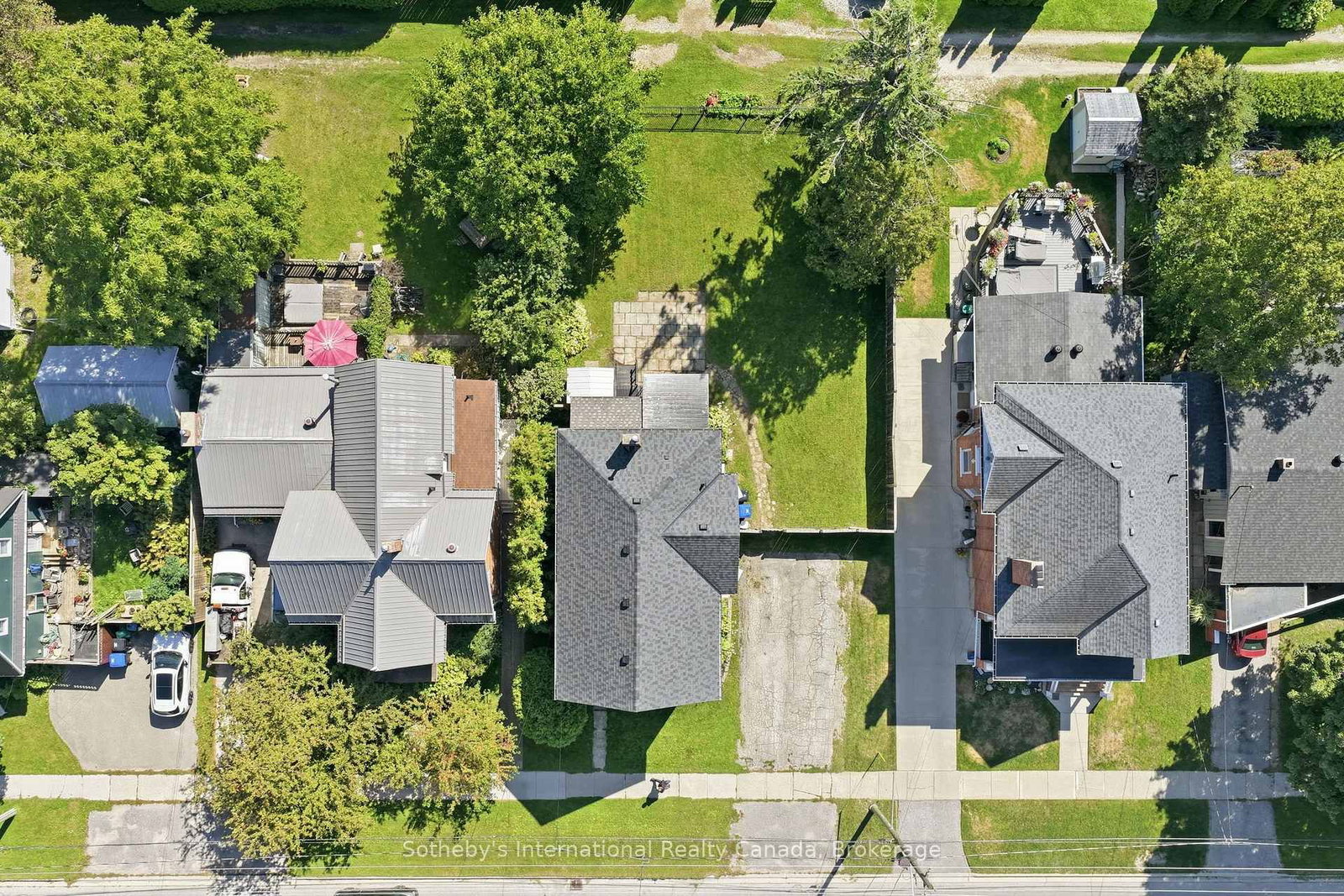 180 Second Street • Collingwood, ON photo 32