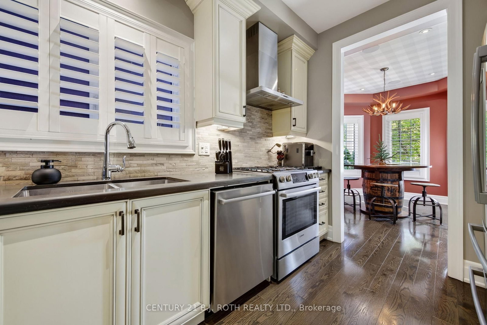 3306 Summerhill Way • Severn, ON photo 12