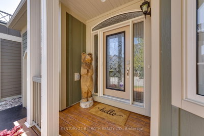 3306 Summerhill Way • Severn, ON photo 5