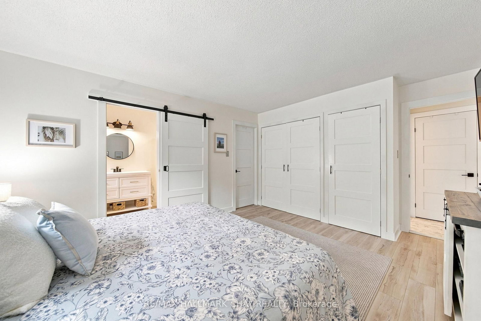 19 Eder Trail • Springwater, ON photo 20