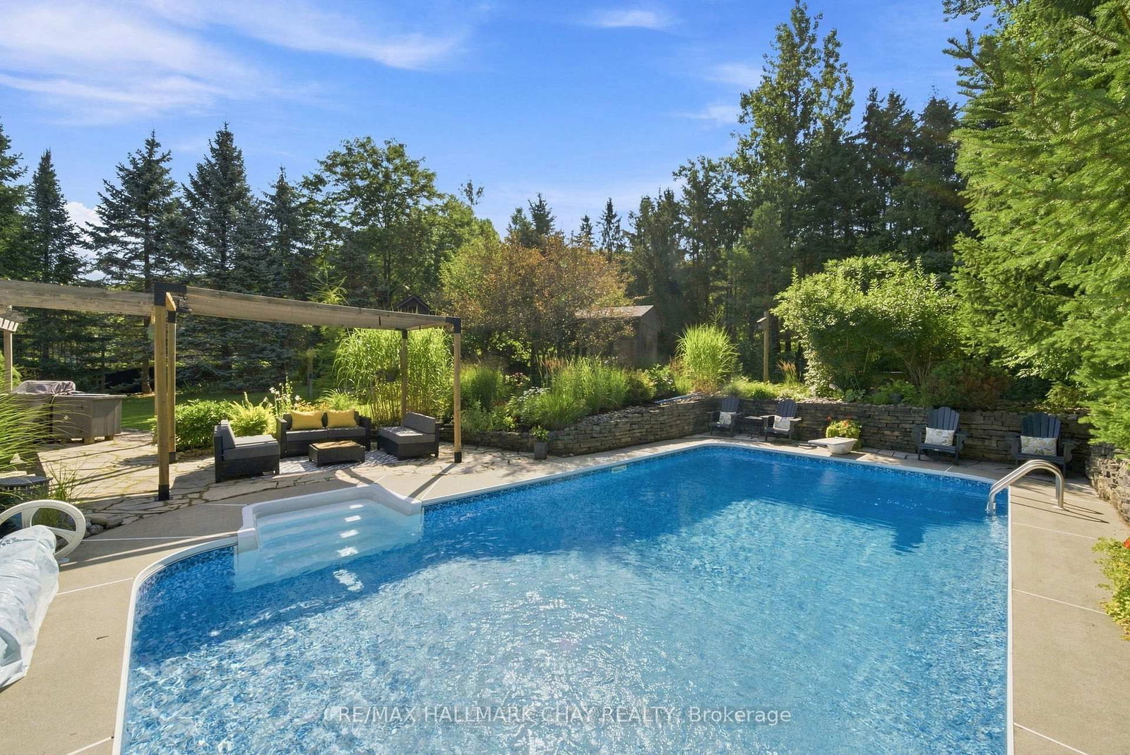19 Eder Trail • Springwater, ON photo 34