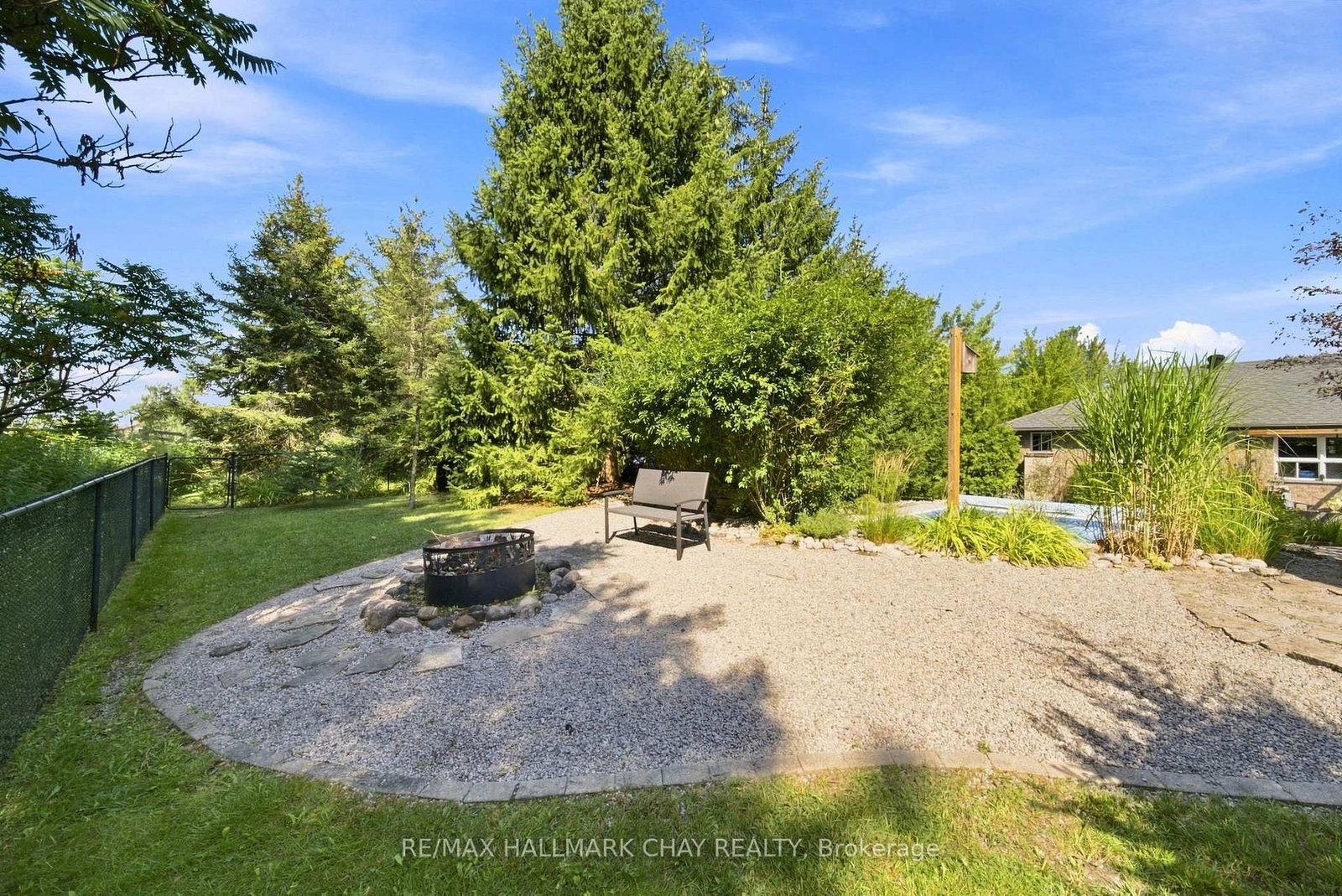 19 Eder Trail • Springwater, ON photo 40