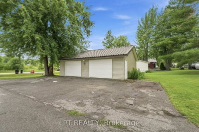 2628 Westshore Crescent • Severn, ON photo 8