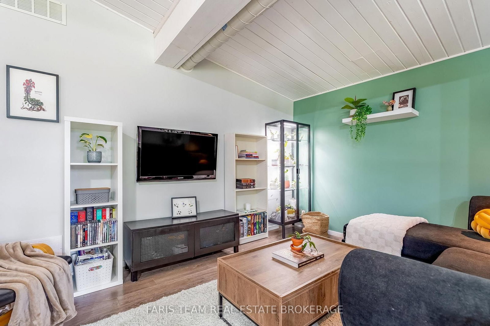 224 Lakeshore Road W • Oro-Medonte, ON photo 10