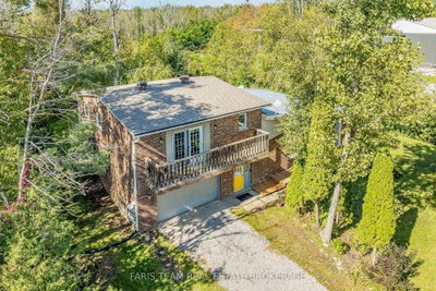 224 Lakeshore Road W • Oro-Medonte, ON photo 2