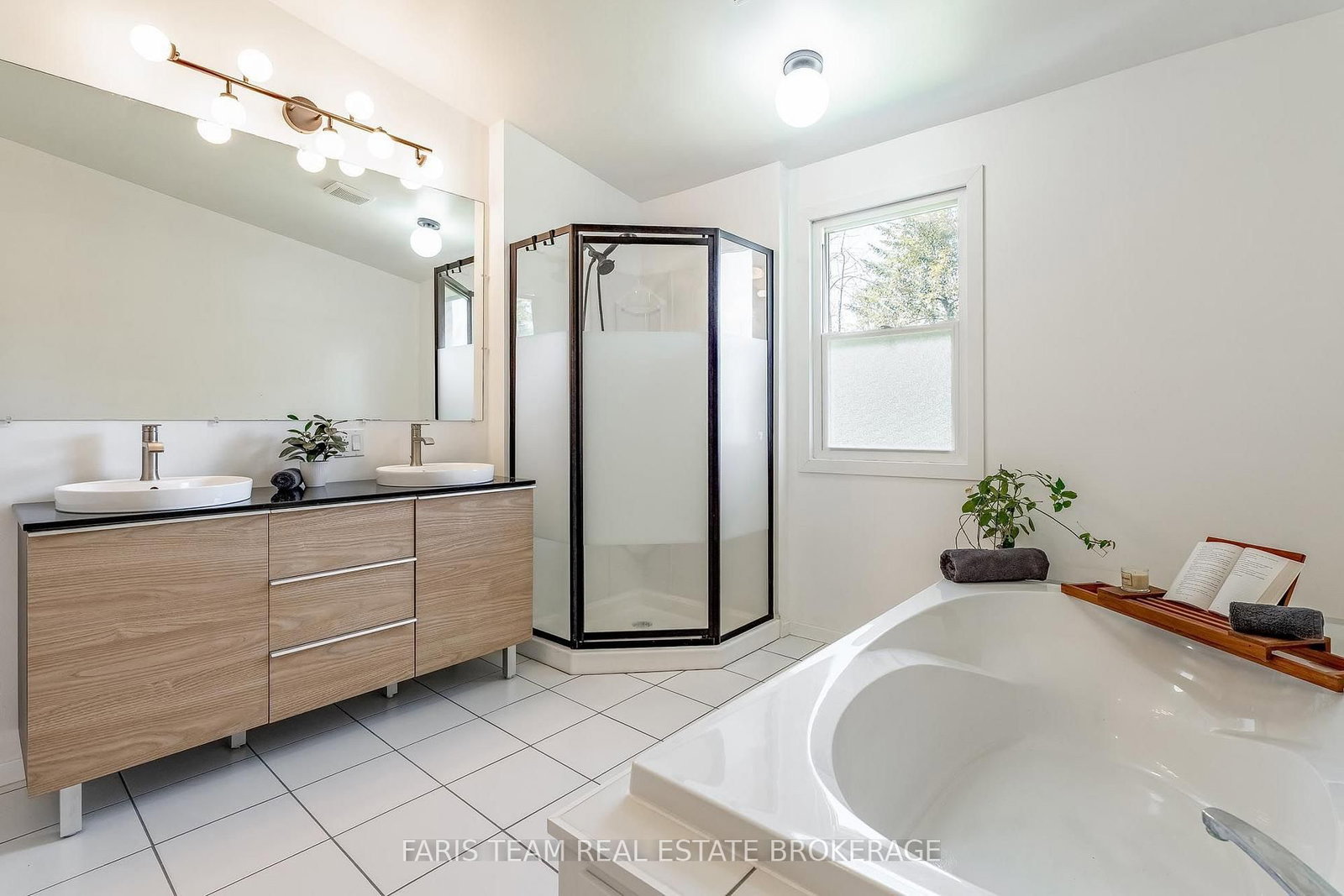 224 Lakeshore Road W • Oro-Medonte, ON photo 21